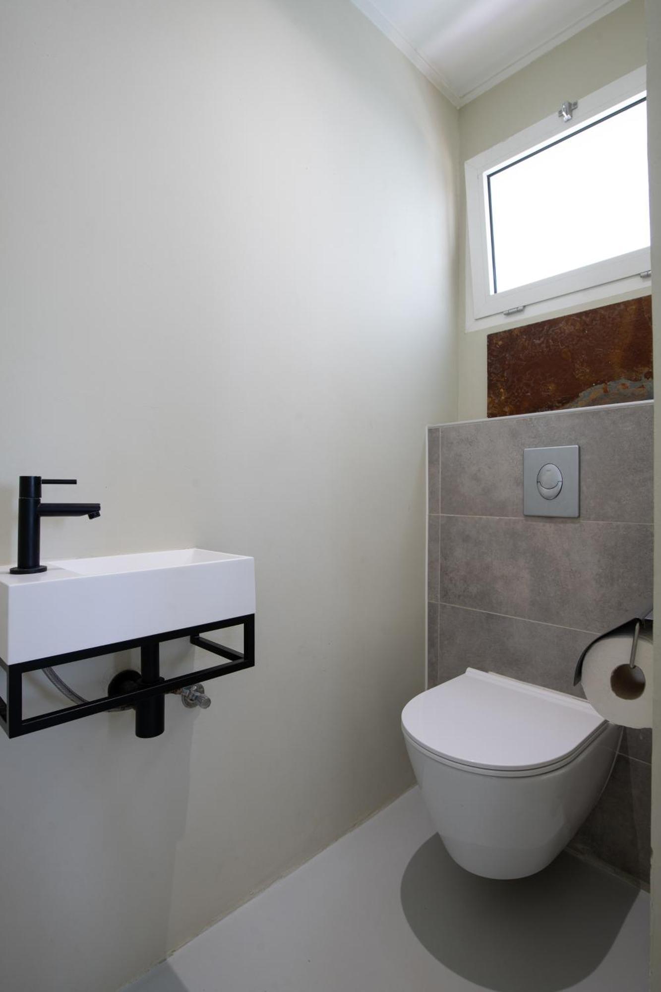 Villa At Secured Gated Resort Near Mambo Beach! 빌렘스타트 외부 사진