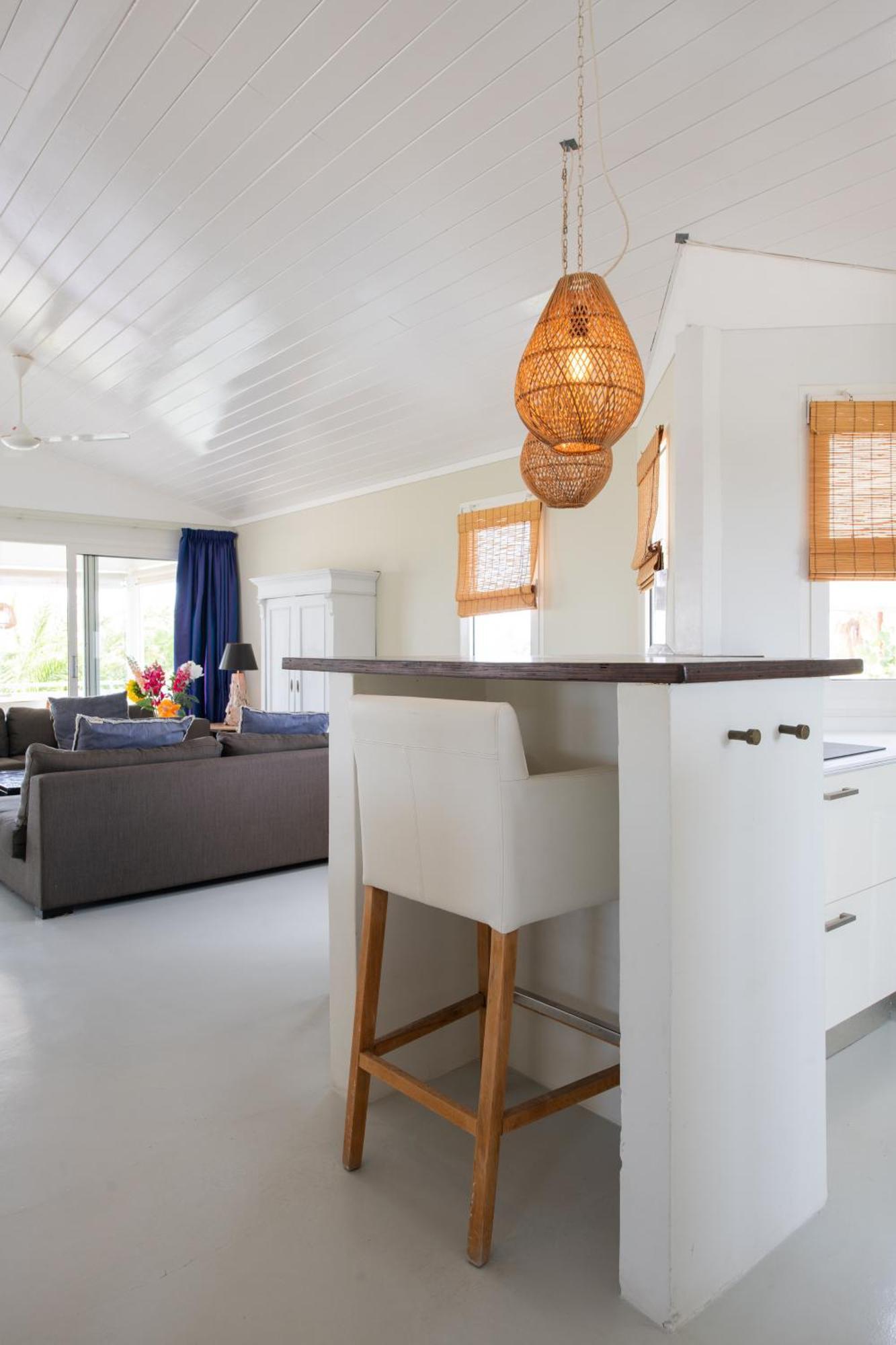 Villa At Secured Gated Resort Near Mambo Beach! 빌렘스타트 외부 사진
